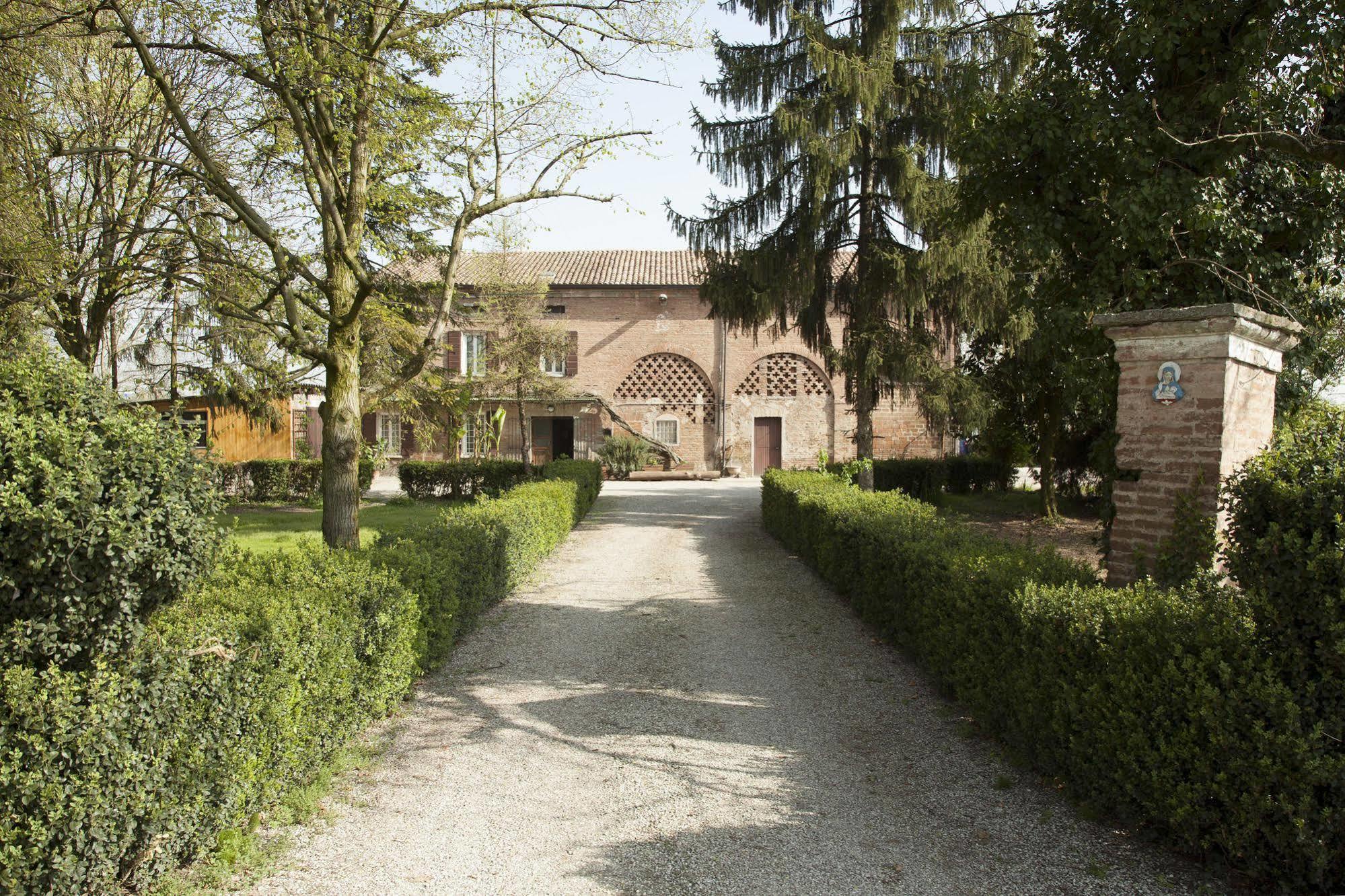 Вилла Agriturismo Dosso Al Porto Rolo Экстерьер фото